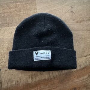 Vamos kids Black Hat Classic beanie size 12 - 24 M
